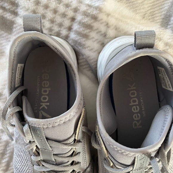 Reebok Astroride Running Shoes - Picture 5 of 5